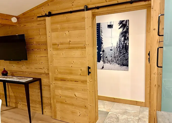 Penthouse Apartment, 3 Bedroom With Private Balcony Chamonix